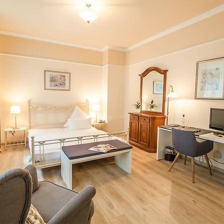 Hofgut Dippelshof Hotel- Und Restaurant Kg Mühltal エクステリア 写真